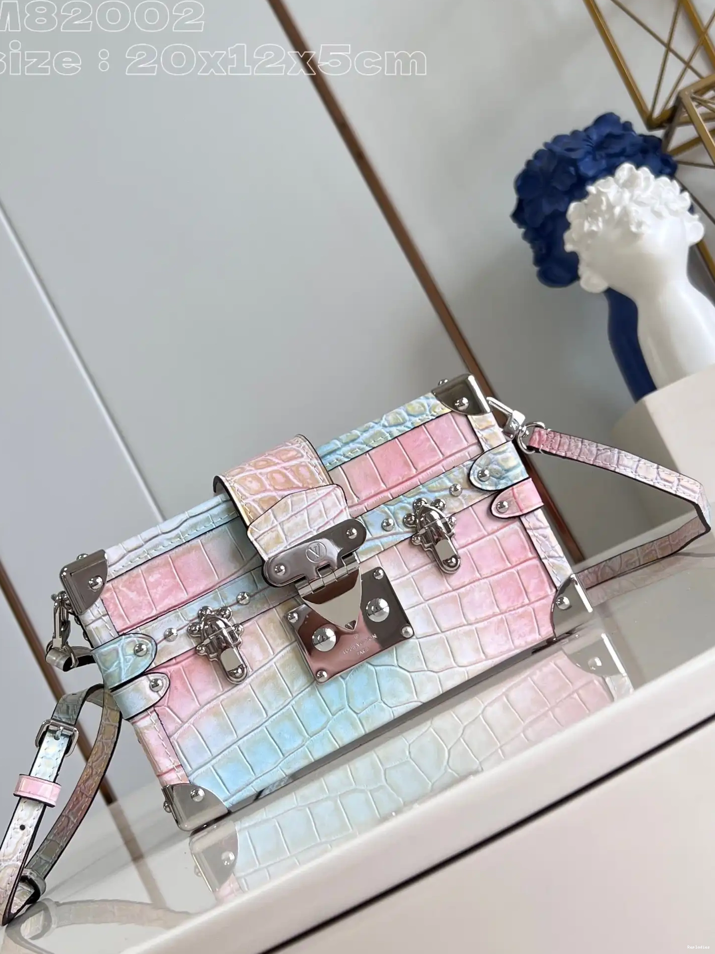 Cheap LOUIS VUITTON MALLE PETITE 0615